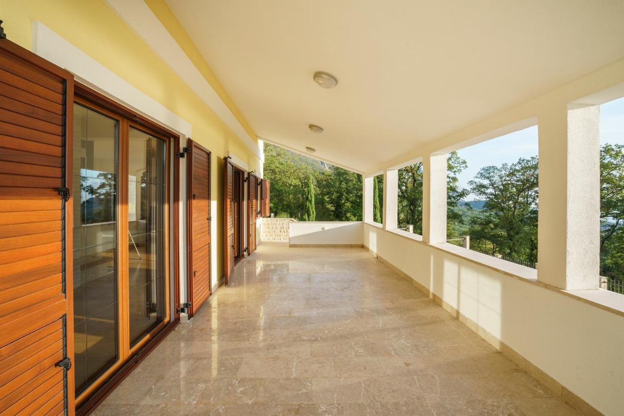 Sunbreeze Delux Vilas Budva Exterior foto